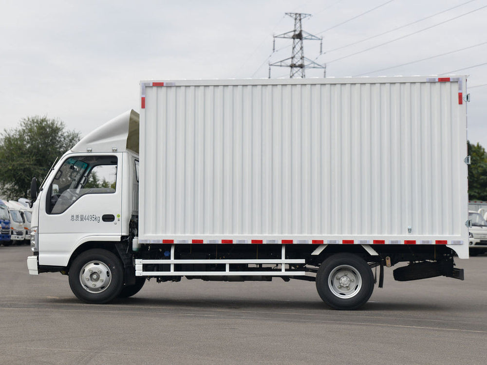 ISUZU ELF 100P box truck - side view