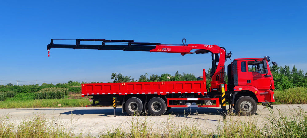 SHACMAN 6×4 12T Knuckle Boom Crane