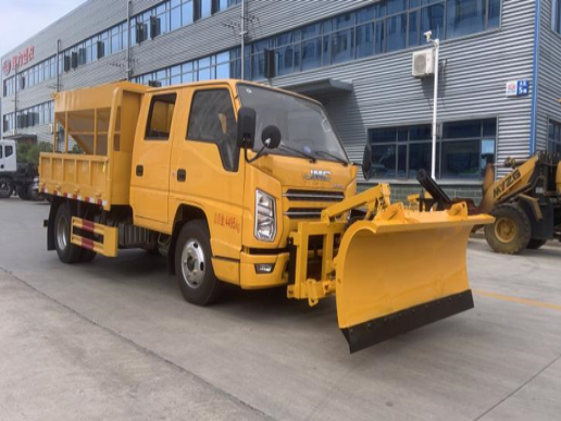 JMC Double-row Snow Removal Truck