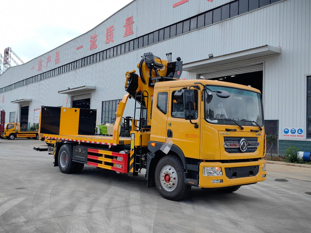 DongFeng 8T Wrecker Truck with Crane For Sale