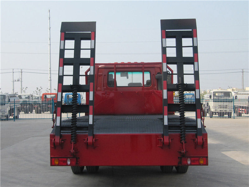 Dongfeng 10 Ton Flatbed Truck For Excavator Transport