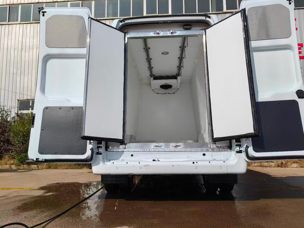 JMC High-roof Refrigerated Van