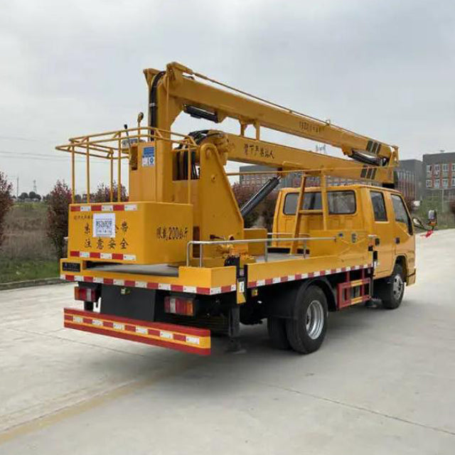13-18 Meters Dongfeng 4x2  Folding Arm High Altitude Working Platform Truck For Sale