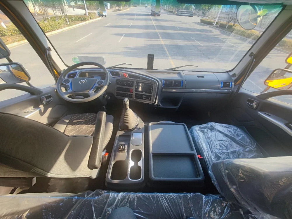 Auman flatbed truck (7.5-8m flatbed)