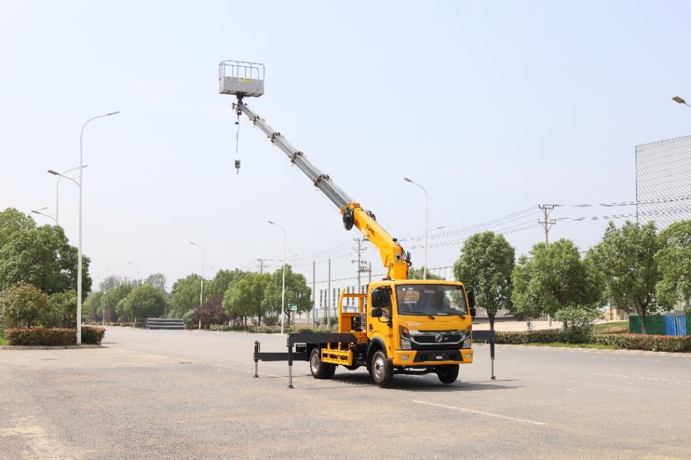Dongfeng 20m 3-in-1 Truck-mounted Aerial Working Platform Truck For Sale
