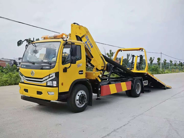 Dongfeng Wrecker Truck with Folding Arm Crane