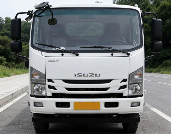 Isuzu 5-ton cargo box truck