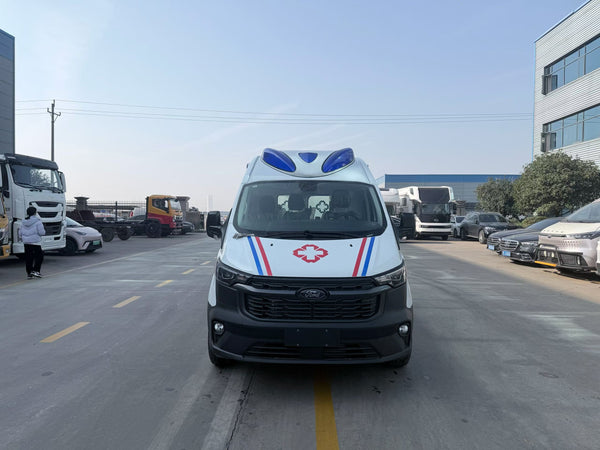 Ford Medium Wheelbase Medium Roof Ambulance