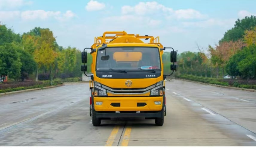 Dongfeng 10 Cubic Meter High-Pressure Washing and Sewage Suction Truck