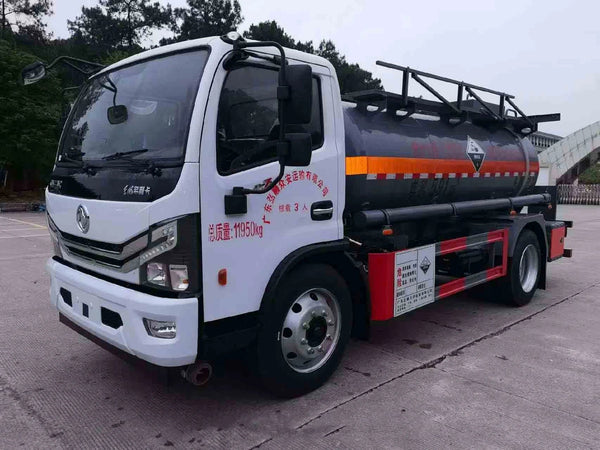 5-7 cubic chemical liquid transport truck