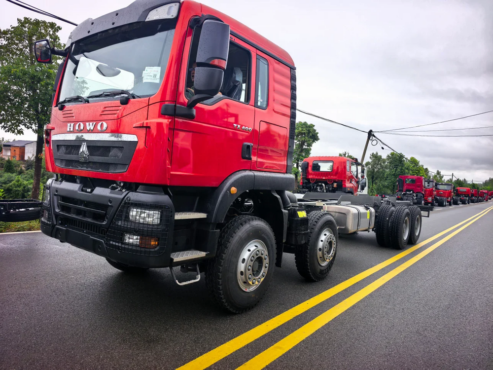 HOWO 8X4  25T  Knuckle Boom Crane For Sale
