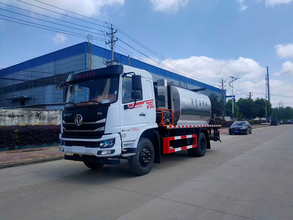 DongFeng 9.3m³ 180HP Asphalt Distributor Truck