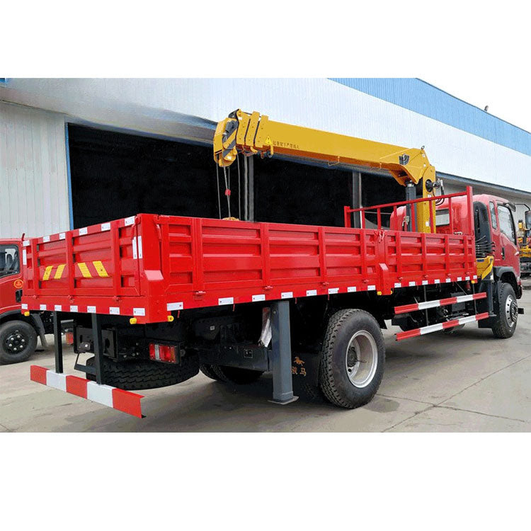 DONGFENG 4x2  XCMG  Truck Mounted Crane For Sale