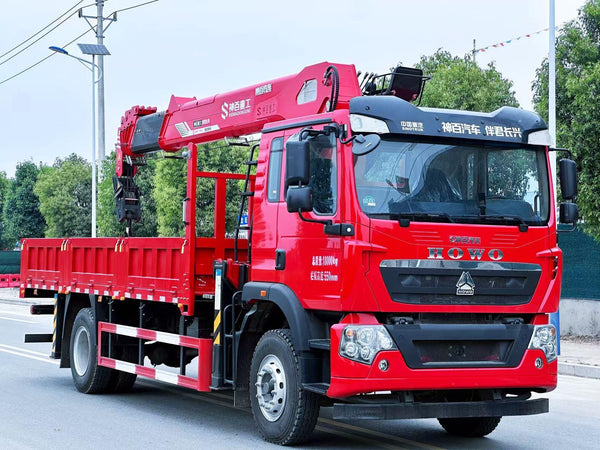HOWO 4×2 8T Telescopic Boom Crane