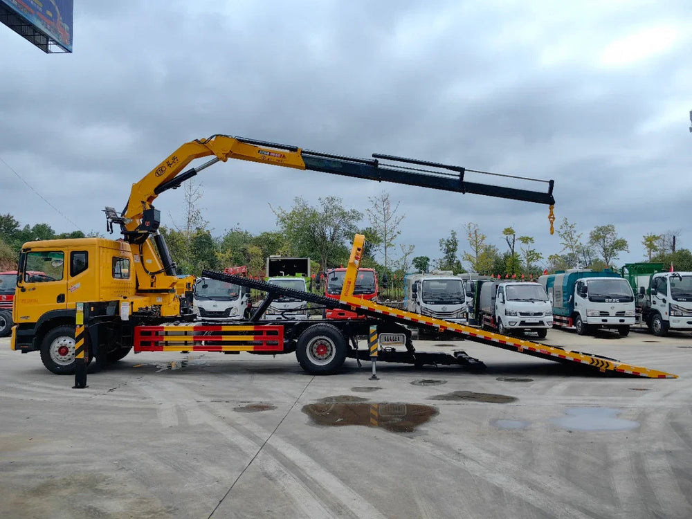 DongFeng 8T Wrecker Truck with Crane