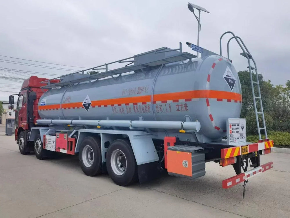 20 cubic chemical liquid transport truck