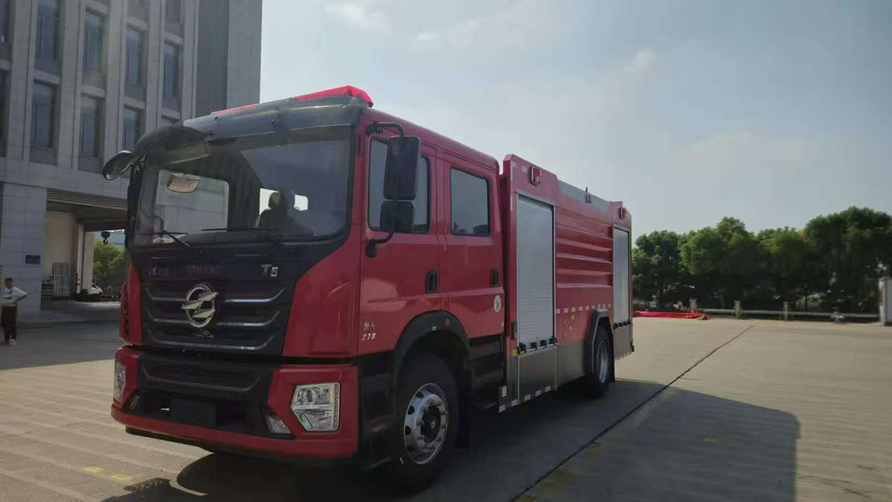 Dongfeng 10m³ Foam Fire Truck