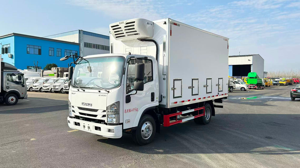 Isuzu Day-old Chicks Transport Truck