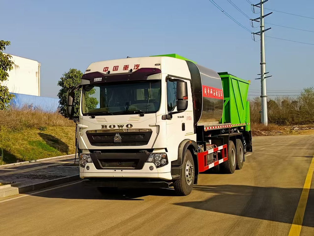 Howo 6×4 20m³ Rear Eight-wheel Synchronous Chip Sealer Truck