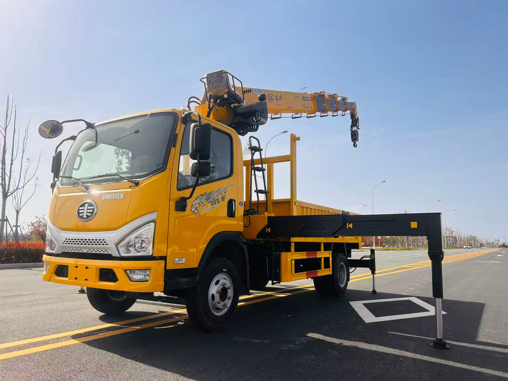 FAW 190HP Telescopic Boom Crane