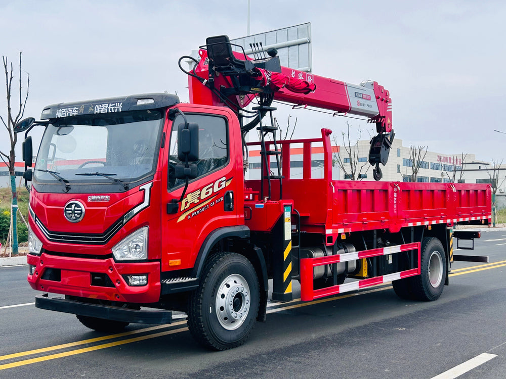 FAW 220HP  8-10T Telescopic Boom Crane  For Sale