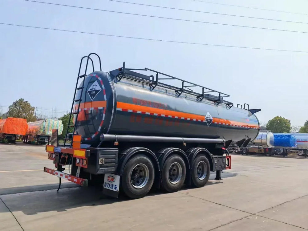40-60 cubic chemical liquid transport truck