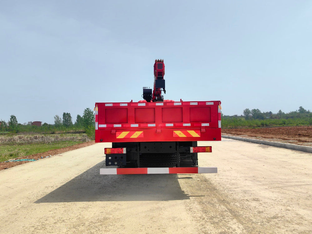 DongFeng Telescopic Boom Crane with Lift Axle For Sale