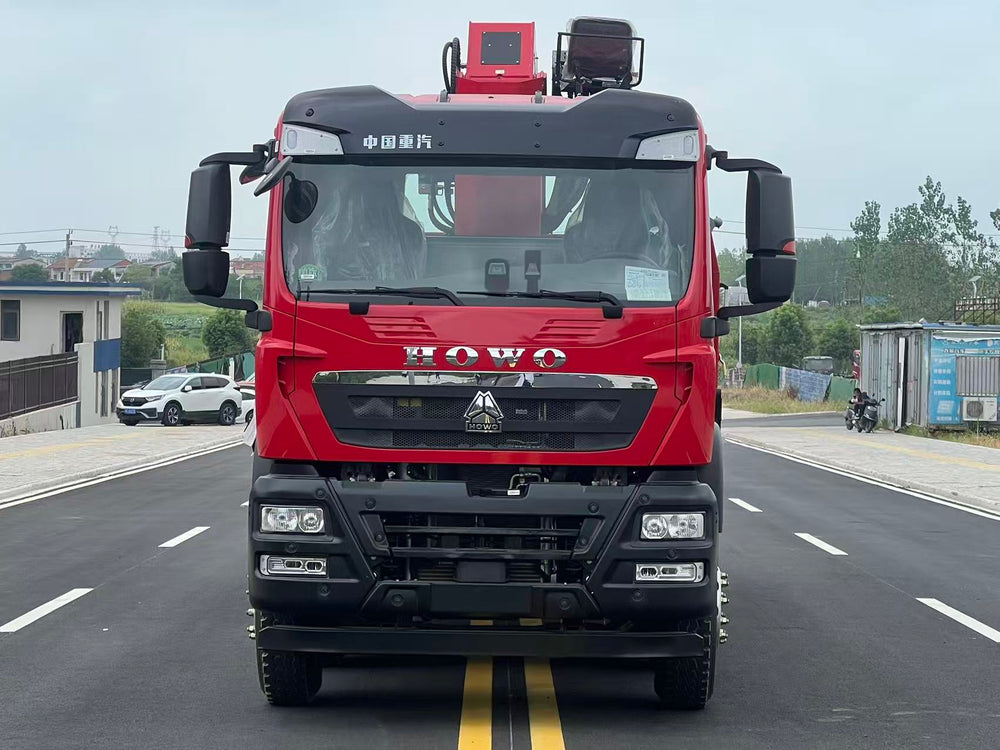HOWO TX 8x4 350HP Crane Truck with Changxing 14-Ton 5-Section Straight Boom Crane