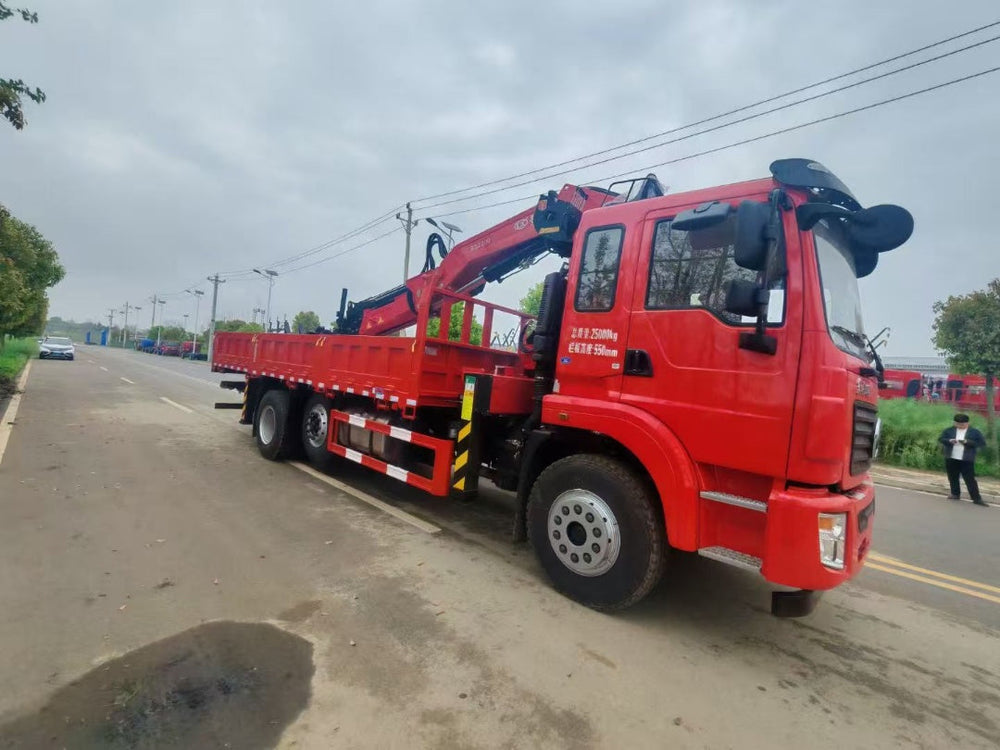 DongFeng Truck-mounted Grapple Crane with Tipper For Sale