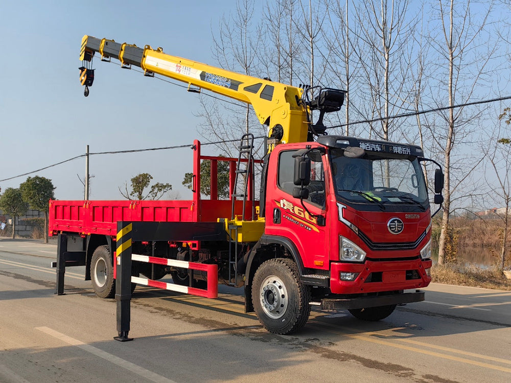 FAW 220HP  8-10T Telescopic Boom Crane  For Sale