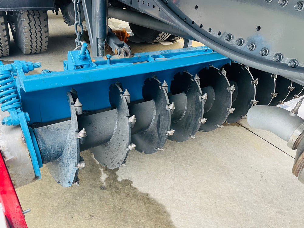 HOWO Multi-functional Ice Breaking & Snow Removal Truck