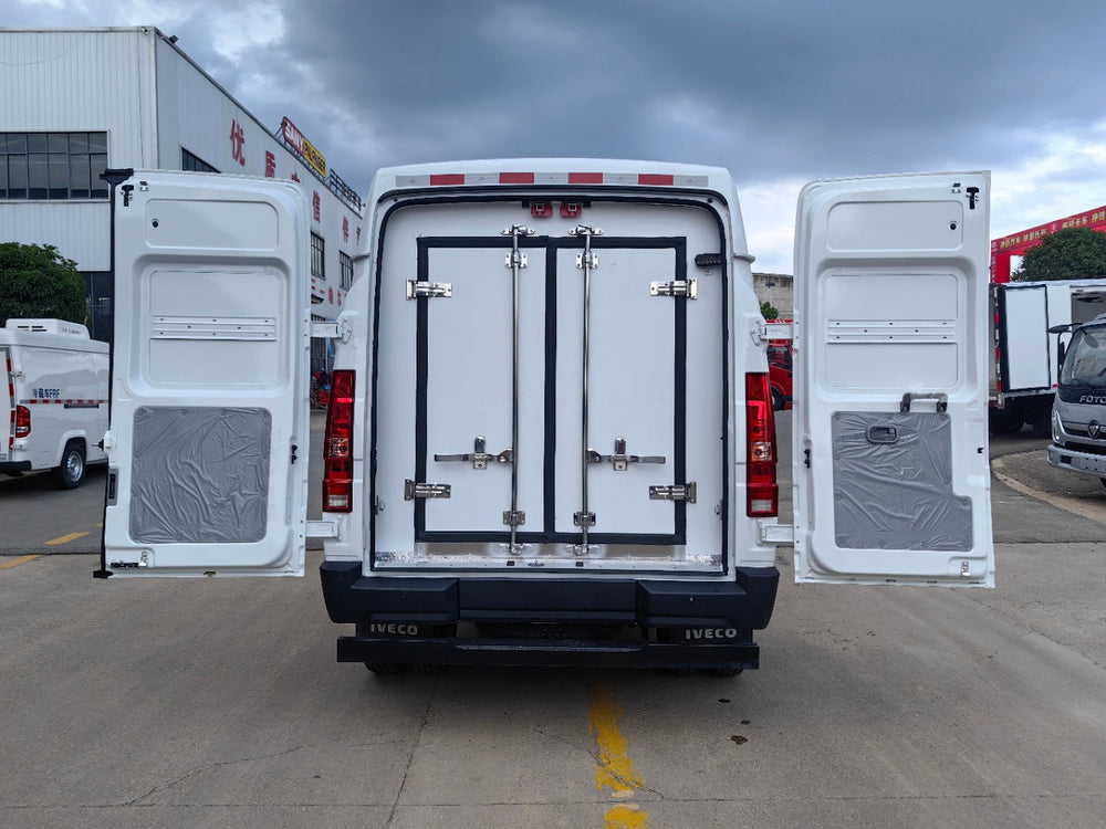 IVECO Short-base High Top Refrigerated Van（New Model）