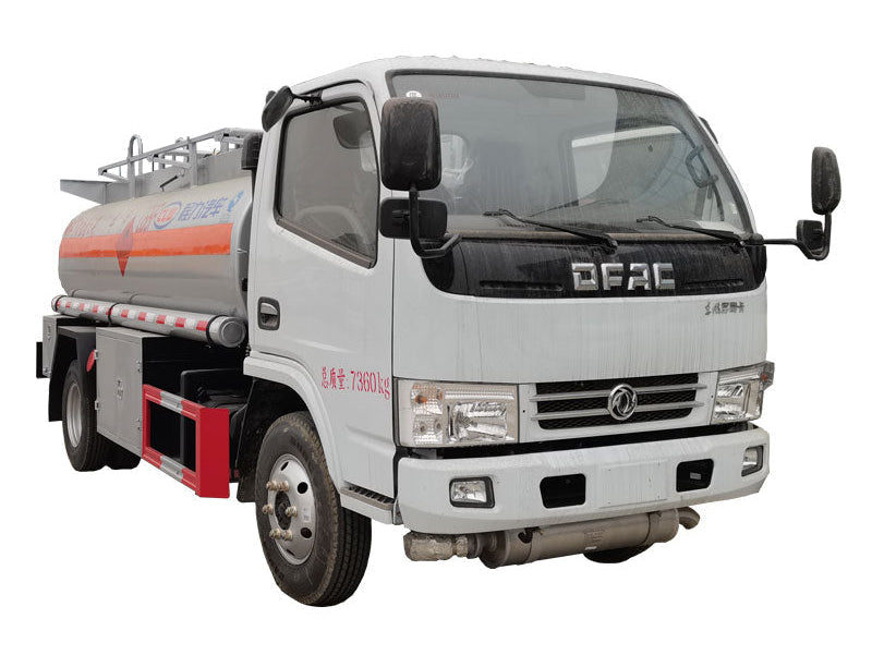 Dongfeng 4X2 4400L Oil Tank Truck For Sale