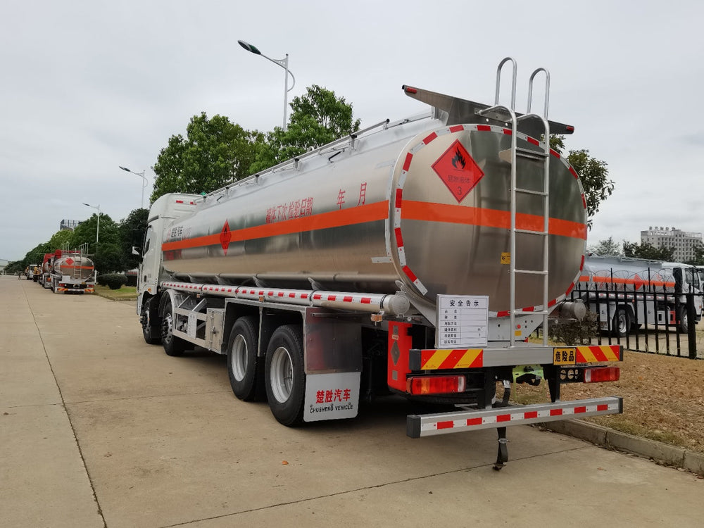 FOTON 8×4 30m³ Aluminum Alloy Fuel Tank Truck