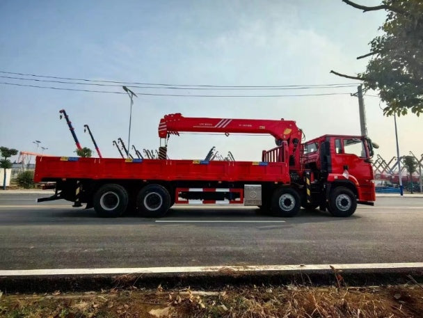 SHACMAN 8×4 Telescopic Boom Crane For Sale
