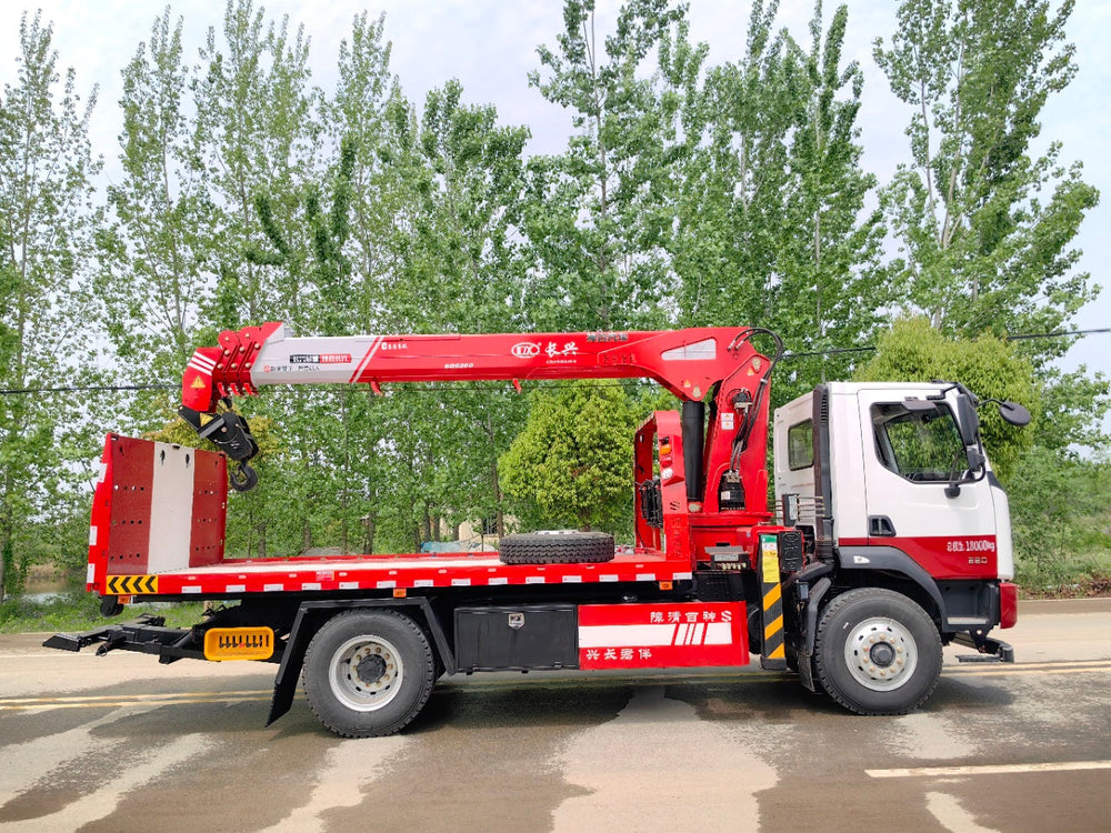 DongFeng 8T Wrecker Truck with 8T CX Crane