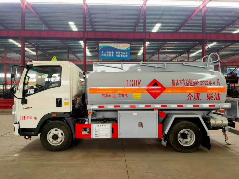 HOWO 6.2m³ 130HP Oil Tank Truck