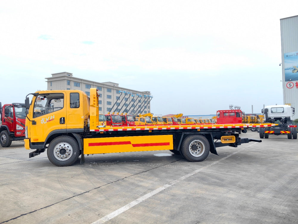 FAW 6T 1+2 Wrecker Truck For Sale