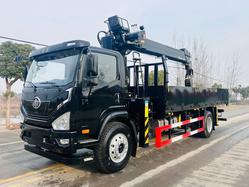 Custom FAW LHD4x2 Crane Truck | 8-10 Ton SANY/Changxing Boom | Mountain Edition 220HP For Sale
