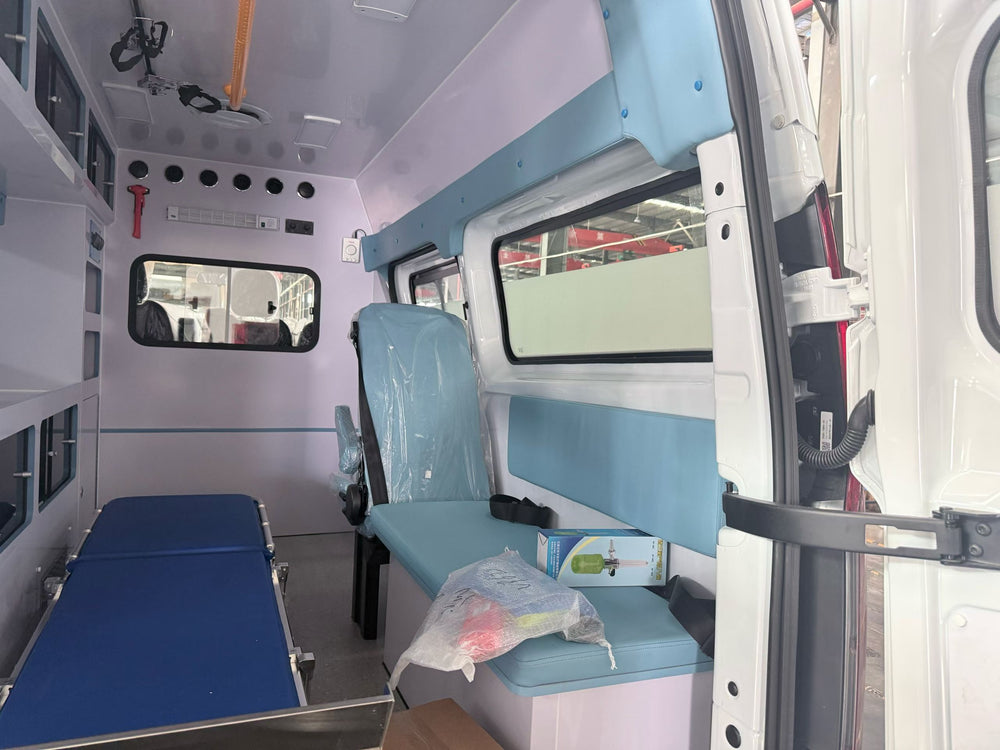 Ford Medium Wheelbase Medium Roof Ambulance