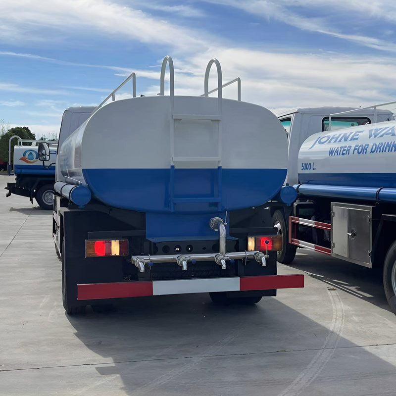 ISUZU 4X2 5000L Water Sprinkler Truck