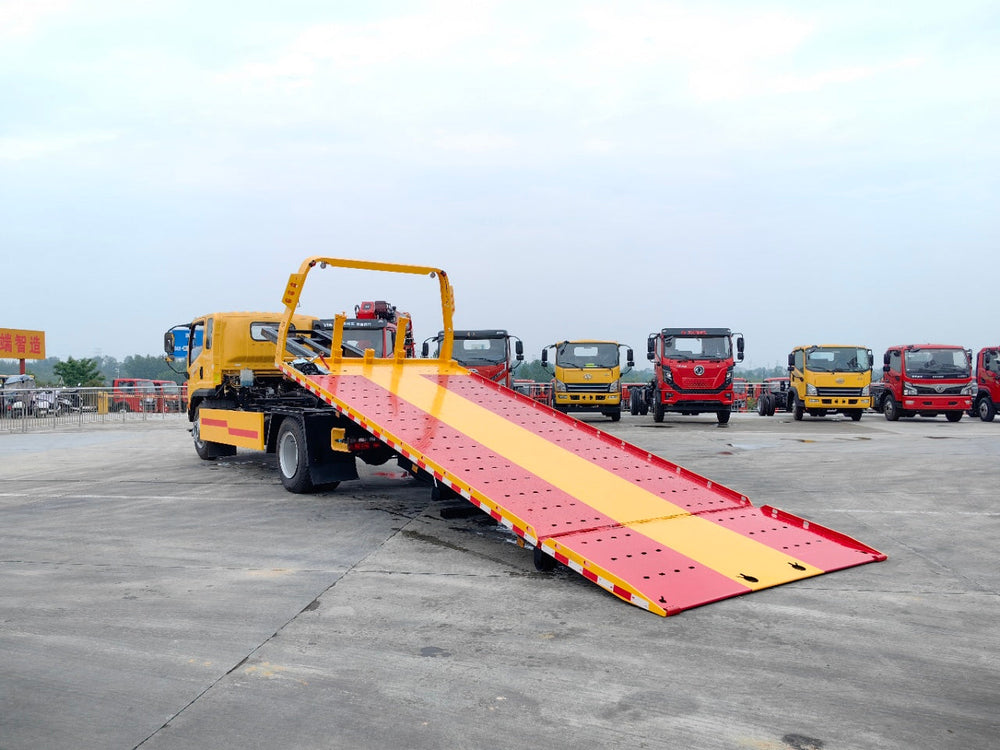 FAW 6T 1+2 Wrecker Truck For Sale