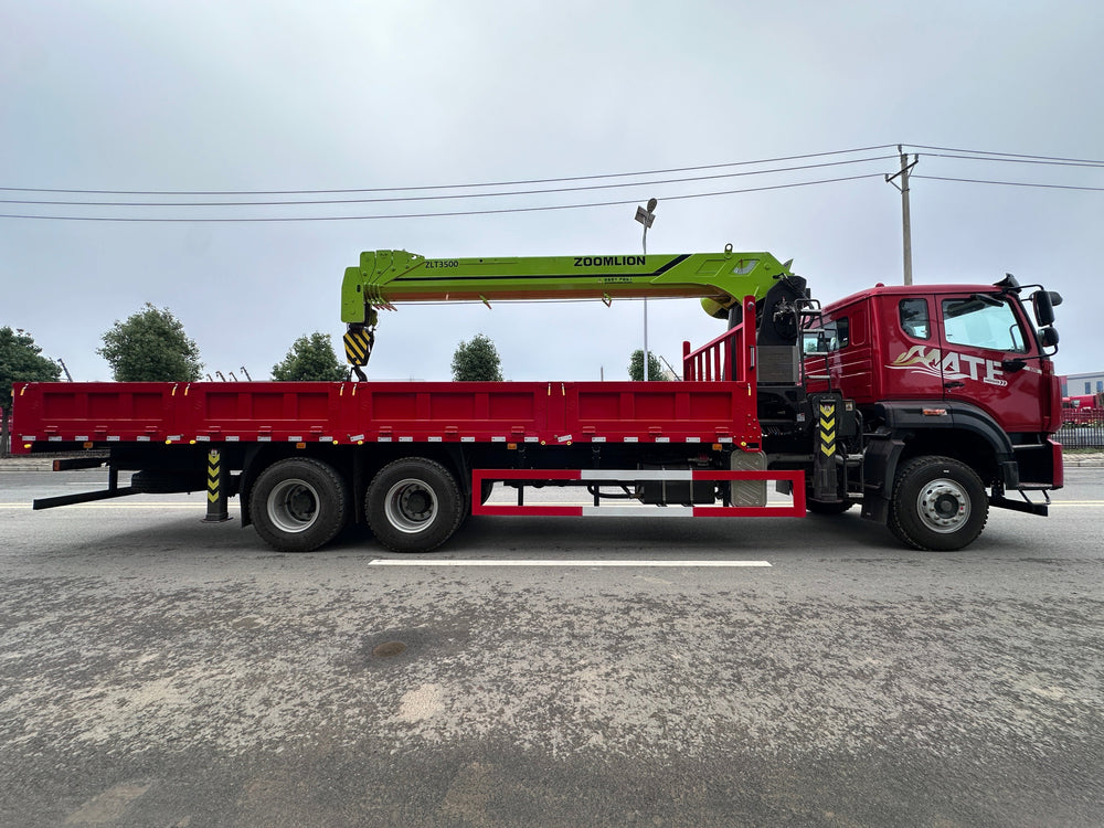 HOWO 6×4 ZOOMLION14T Telescopic Boom Crane