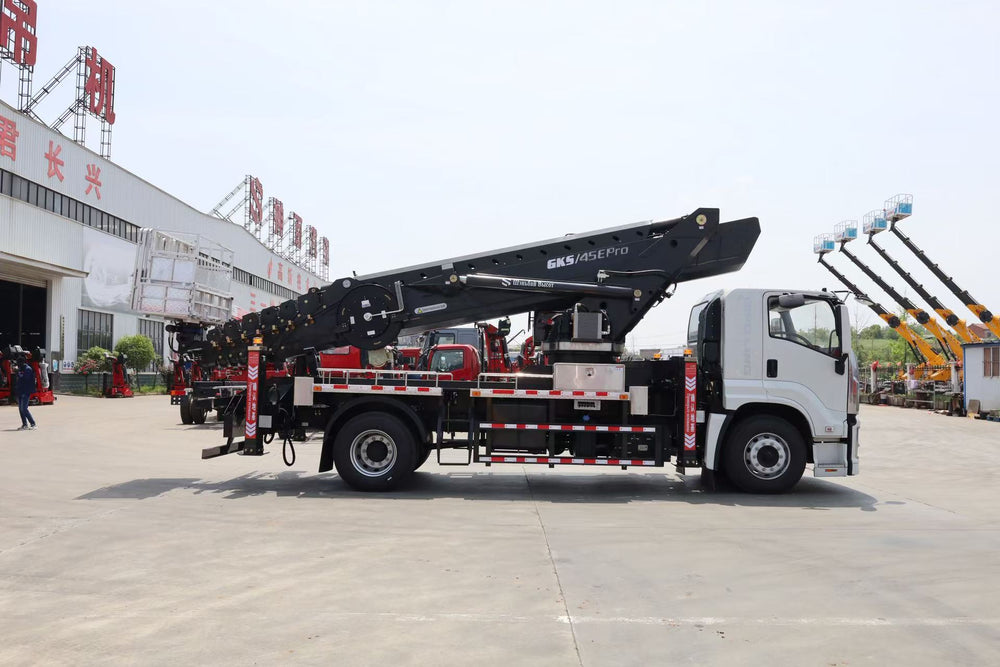 Isuzu 45-meter aerial work truck
