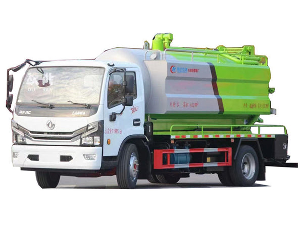 Dongfeng 4x2 Sludge Transport Truck  4 Square Water Tank 7 Square Waste Tank For Sale