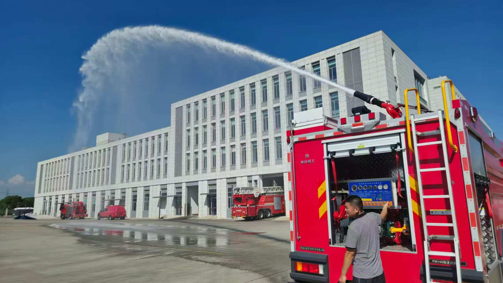 Dongfeng 10m³ Foam Fire Truck
