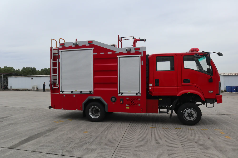 Dongfeng Huashen Pipeline Forest Fire Truck