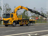 Dongfeng Liuzhou 16T Changxing Folding Boom Lorry Crane