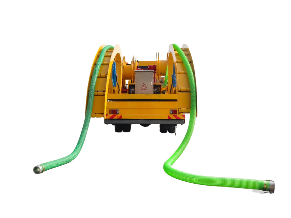 Isuzu large flow remote water supply and drainage rescue vehicle