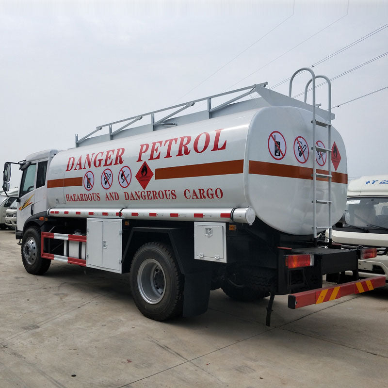 FAW 4*2 8000L Oil Tank Truck For Sale
